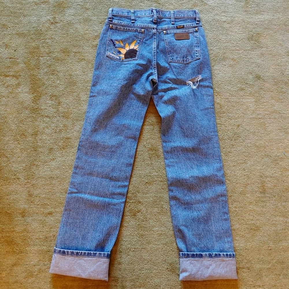 Custom jeans - Picture 2 of 3